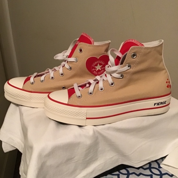 š„Converse All Star, new cond. see photos, size menās 7, womenās size 9š„š„ - Picture 3 of 6